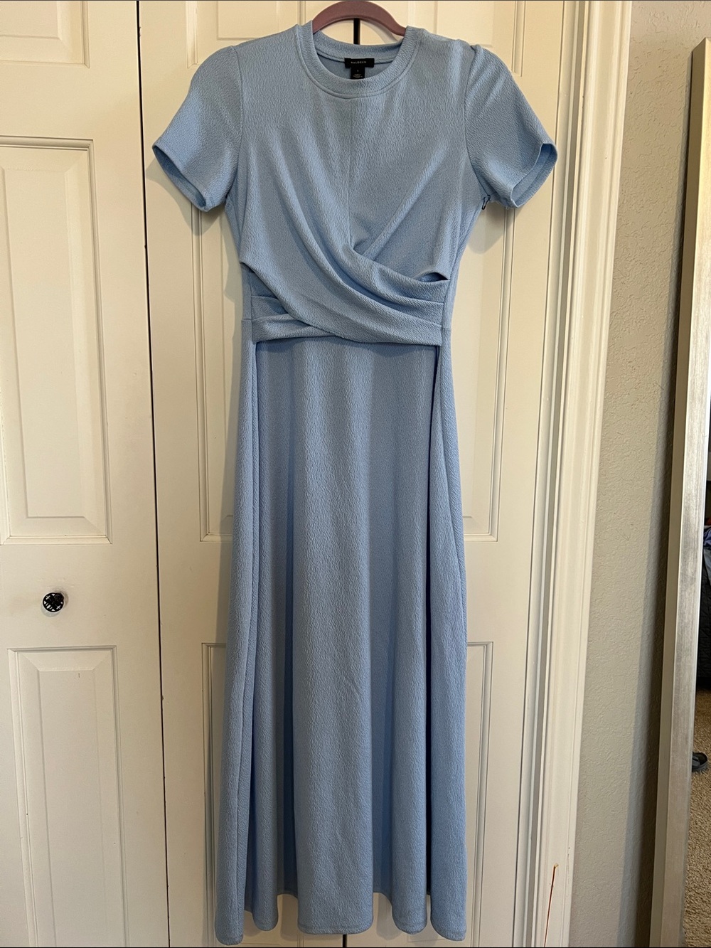 Halogen Light Blue Short-Sleeve Twist-Waist Maxi Dress size small
